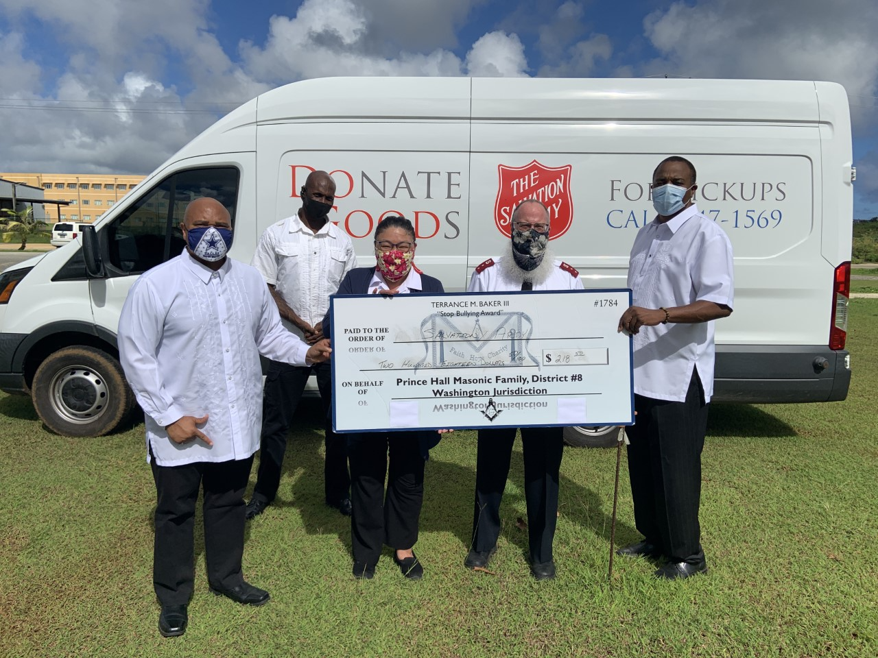 Freemasons donate to Salvation Army for Thanksgiving meals